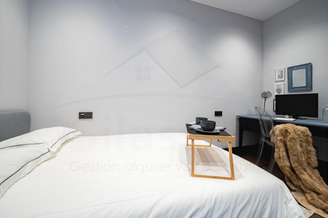 Chambre Noir Oviede Extérieur photo